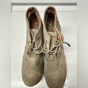 Toms Tan/Gray Wedge Boots- Women’s Size 9